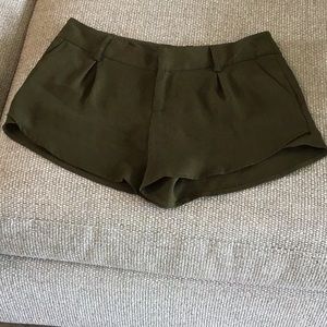 Alice + Olivia olive shorts, front pockets, small front pleats, size 4